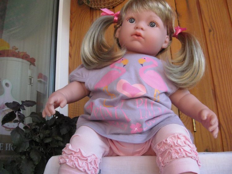 Милейшее создание с двумя хвостиками