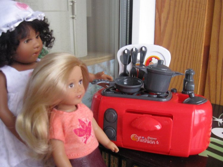 Бытовая техника для наших маленьких кукол-хозяюшек