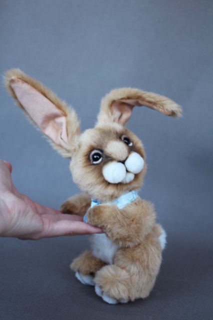 Заяц Луиджи. Авторская игрушка Татьяны Матляк (фото 4)