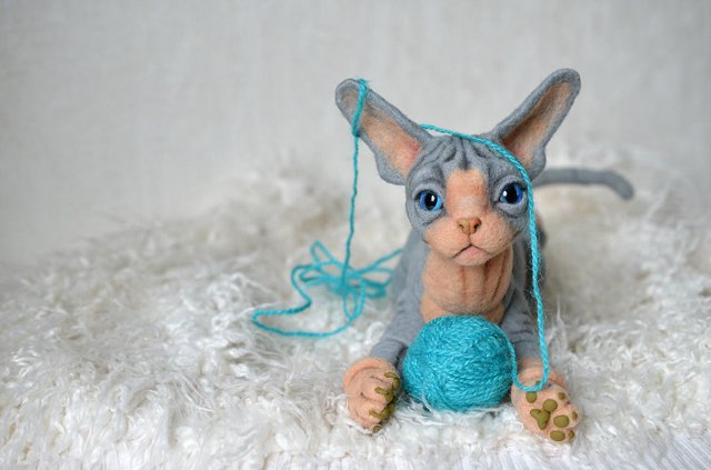 Сфинксенок. Игрушка валянием из шерсти своими руками (фото 2)
