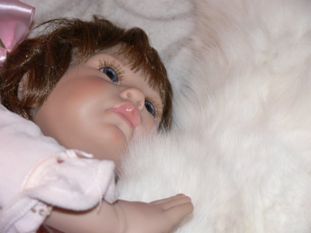 Интересно, кто кого больше любит