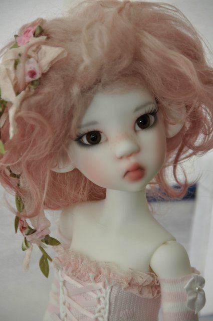 Лесная нимфа - белая Мики от Кайе Виггз очень хочет познакомиться (фото 8)