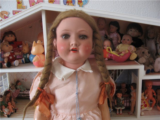 Антикварная кукла от Armand Marseille