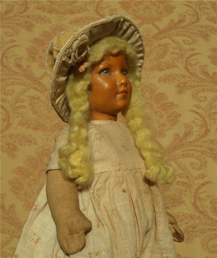 Не самый обычный антик или «Привет с аукциона Сотбис»