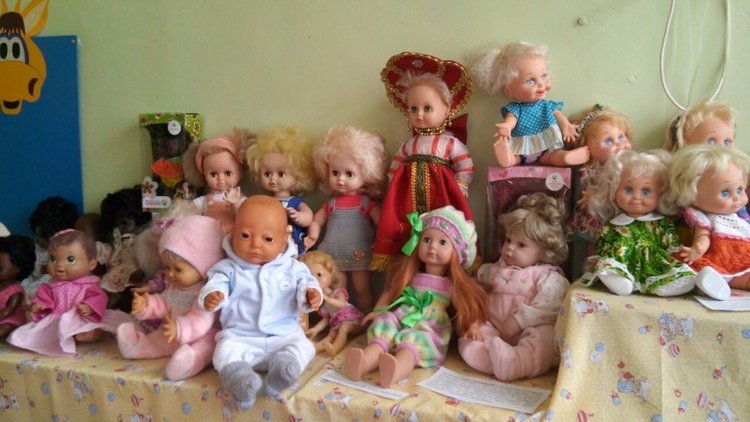 Выставка кукол в детском саду