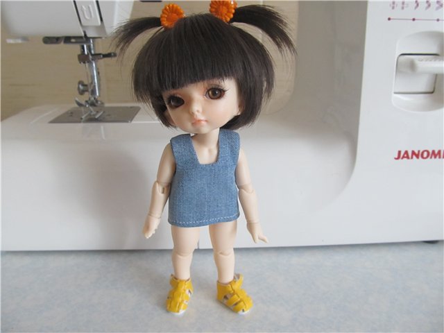 мастер-класс по пошиву маечки для куклы БЖД