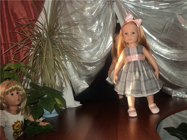 Девчушки любят наряжаться! Наряды для кукол Готц и не только
