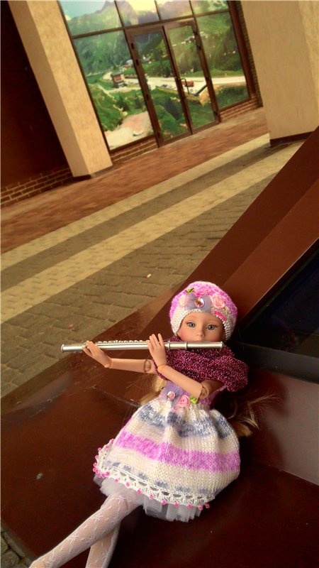 Первые прогулки Алисы — Фэшн