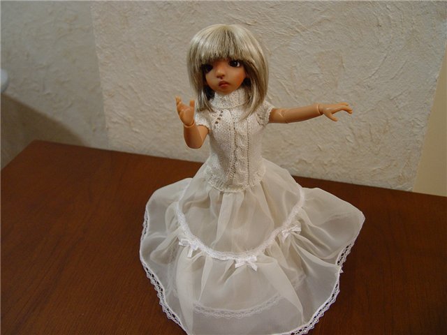 Девочки примеряют обновки! Куклы от Kaye Wiggs (фото 7)