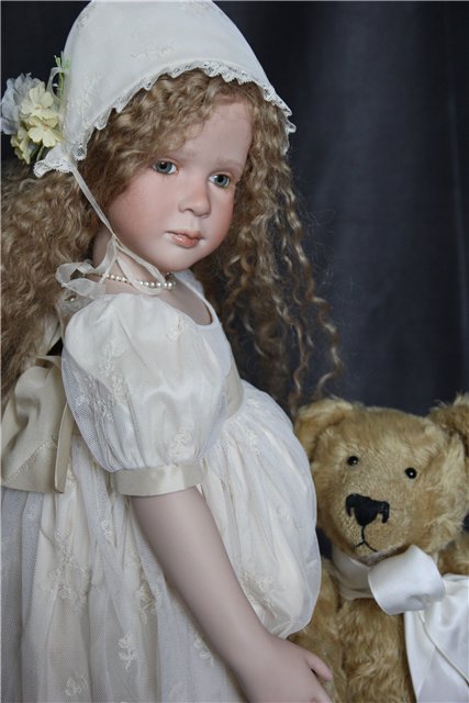 Лилу (Lilou) фарфоровая красавица от Рут Триффайзен (Ruth Treffeisen)