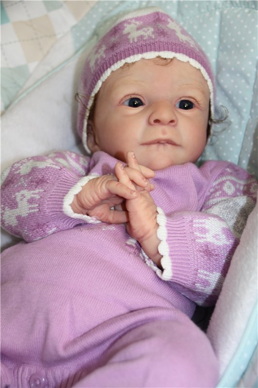 Кукла реборн Рози, любопытная кроха (фото 3)