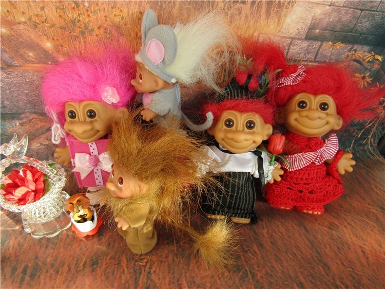 Когда я буду именинник, куплю я хвостик за полтинник. Мне продавец измерит рост и подберет по росту хвост