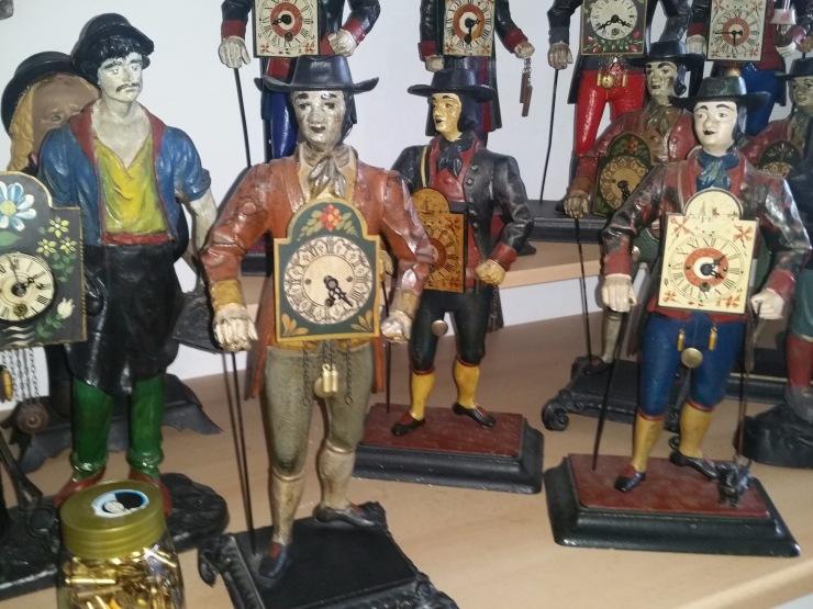 Старинные часы еще идут. Коллекция старинных часов - часть вторая