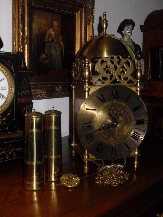 Старинные часы еще идут. Коллекция старинных часов