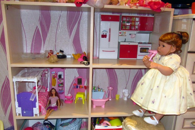 По следам 14 февраля, Моя прекрасная девочка Марго, Sweet Violets Lee Middleton