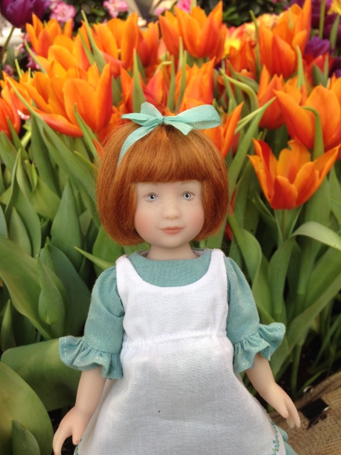 Прогулка Эмили в аптекарском огороде. H. Maciak | Бэйбики Прогулка Эмили в аптекарском огороде. H. Maciak