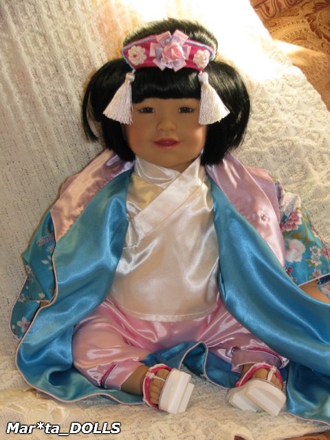 03 Марта - Хина мацури, Hina Matsuri — праздник кукол Хина или Момо-но секку, Momo-no Sekku — праздник цветения персиков)