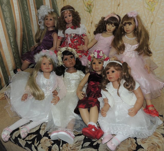 Вот и моя компания решила присоединиться к поздравлениям всех с Новогодними праздниками