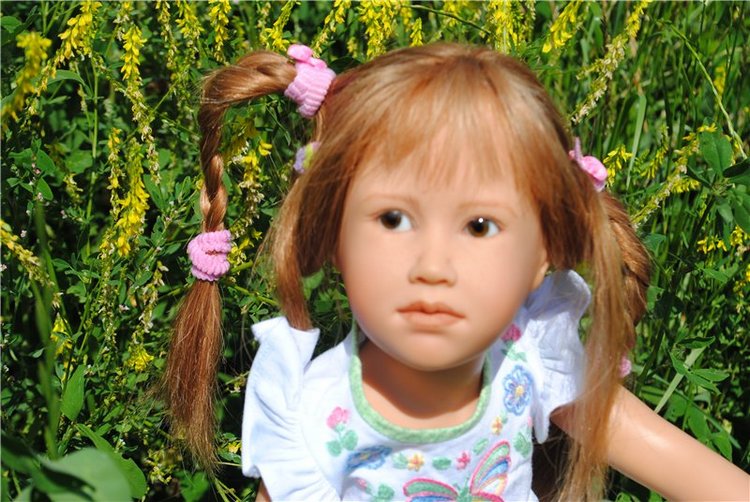 Летняя прогулка милой девочки Паулы Heidi Plusczok