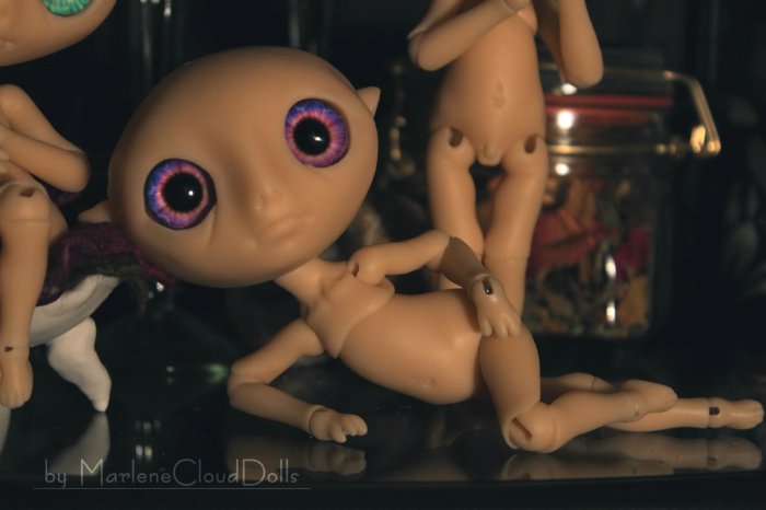Новенькие шарнирные куклы Изгои и их глаза