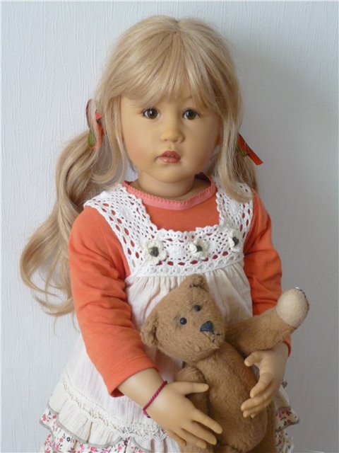 Такая разная Инга Скилле (блондинка) (фото 7)