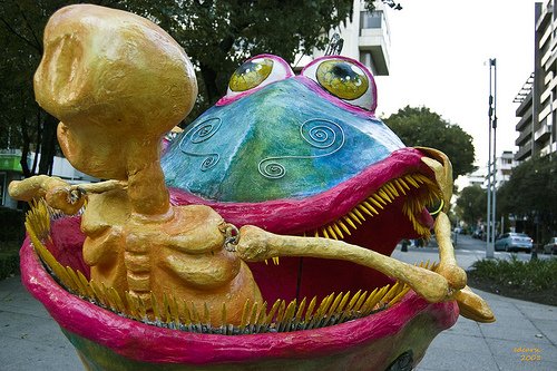 Мексиканские яркие игрушки алебрихе (фото 7)