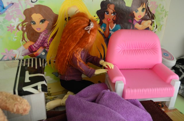 Операция ищем подарок! Fantasy Doll :Charlotte