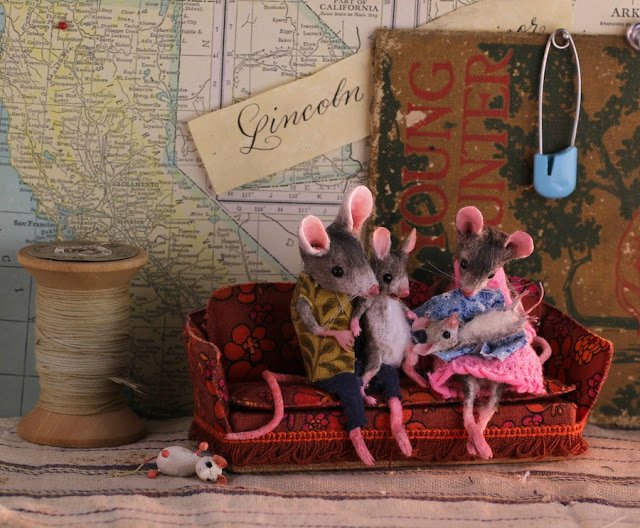 Мышиный дом или Жизнь замечательных мышей. Авторские игрушки в книжной иллюстрации. Мэгги Руди (Maggie Rudy) - "Mouses