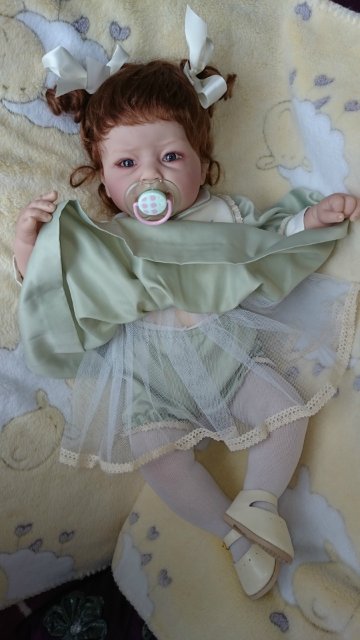 "У меня режутся зубки". Очень редкая девочка от Ли Миддлетон - Teething Blues