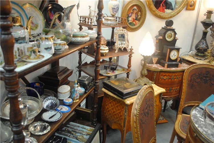 На Тишинку мы пошли – там сокровища нашли. Взгляд на «Блошиный рынок» со второго этажа | Бэйбики На Тишинку мы пошли – там сокровища нашли. Взгляд на «Блошиный рынок» со второго этажа