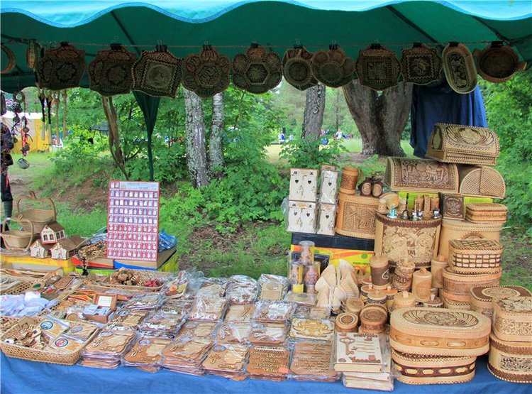 Троицкие гуляния у деревни Василёво, часть вторая. Архитектурно-этнографический музей под открытым небом "Василёво"