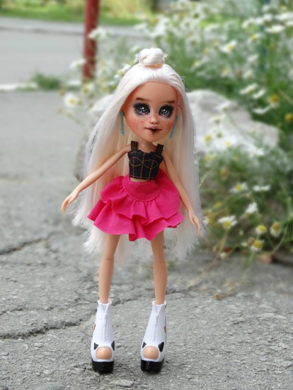 Мой цветочек, ещё одна перерисованная Братц