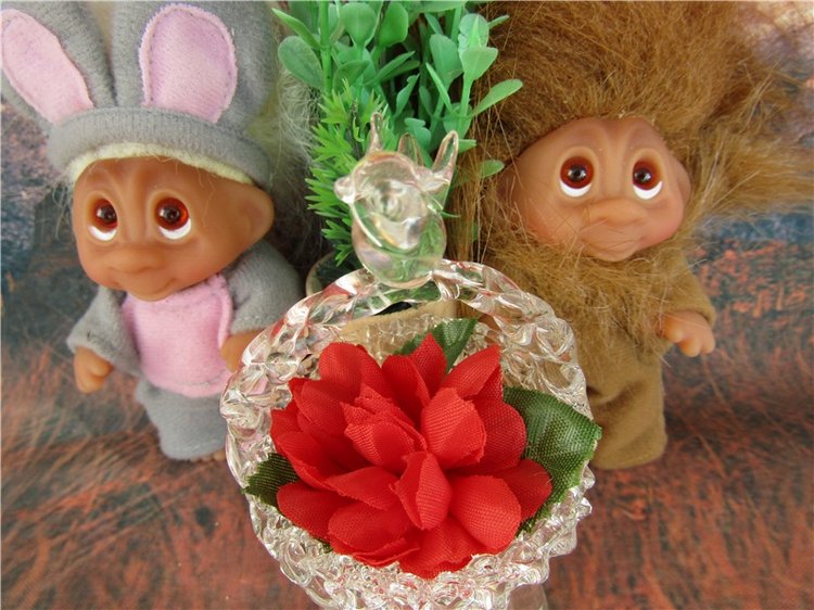 Когда я буду именинник, куплю я хвостик за полтинник. Мне продавец измерит рост и подберет по росту хвост