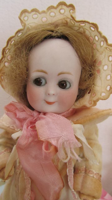 Интернациональная семейка Гугликов . Антикварные куклы (фото 6)