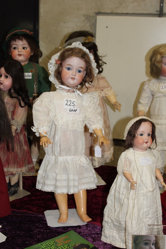 Все на выставку! Продолжение: Куклы и мишки