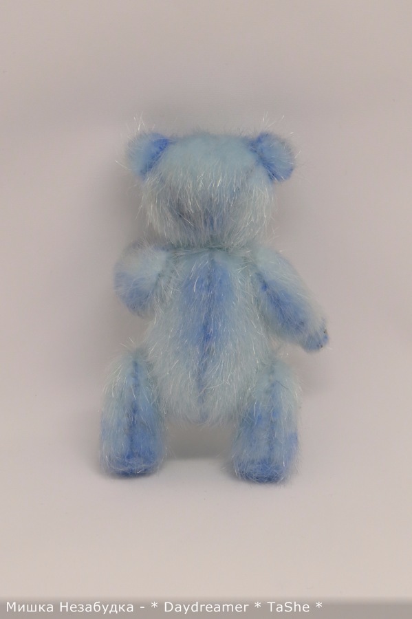 Мишка Незабудка цвета неба в солнечный день (фото 8)