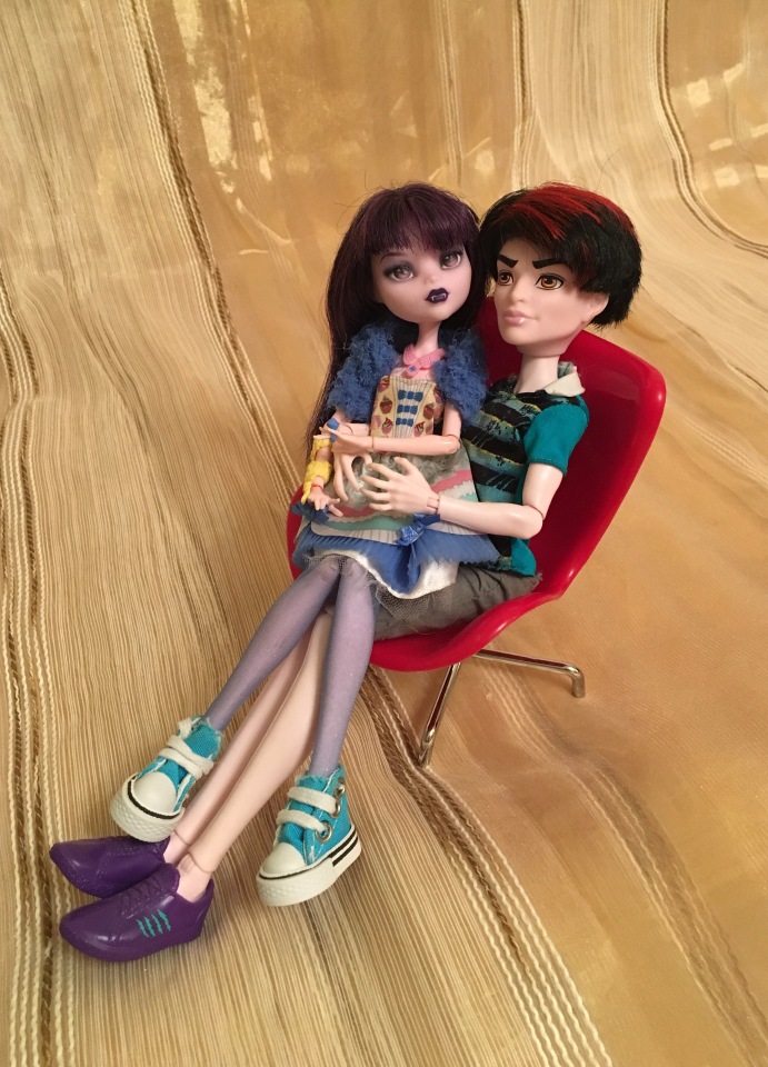 Этюд в персиковых тонах или коллекция монстров (фото 8)