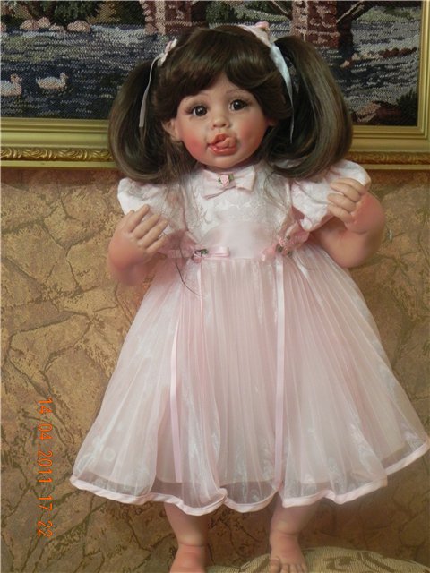 Коллекционная кукла от Fayzah Spanos