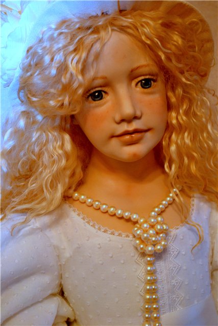 Margaret by BEV SAXBY Artist Proof OOAK, Маргарет, сделанная из света