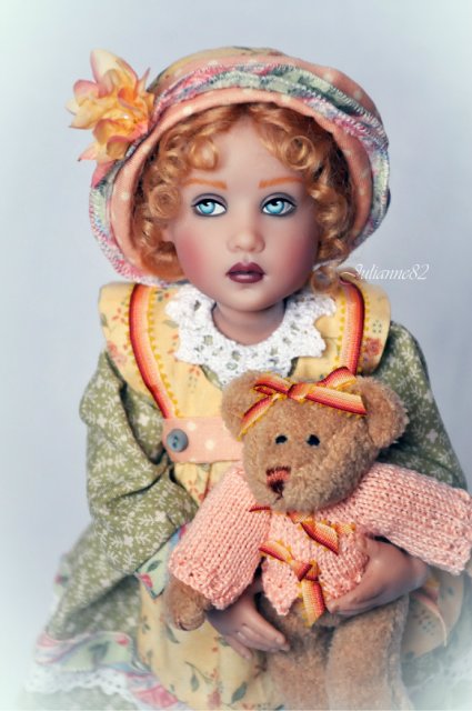 Оливия - девочка от Helen Kish