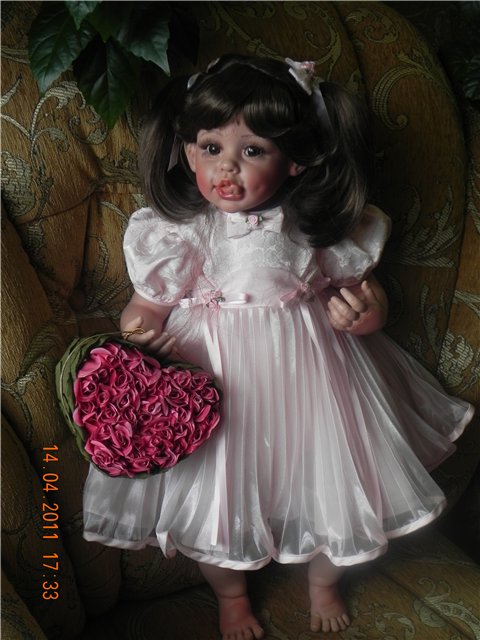 Коллекционная кукла от Fayzah Spanos