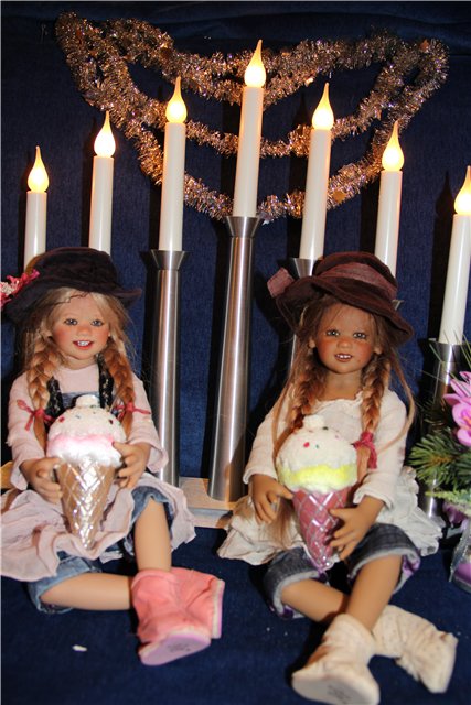 Новый год у Пуки и Лиллеморе от Annette Himstedt