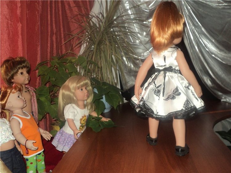 Девчушки любят наряжаться! Наряды для кукол Готц и не только