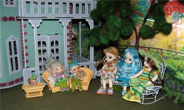 Экскурсия по домику Мирона и Маруси