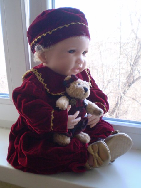 Беляночка Оливия от Ashton Drake