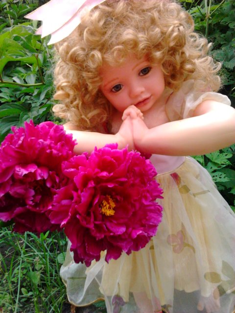 А мы Вам цветочки принесли. Pretty Please, художник Памела Эрф