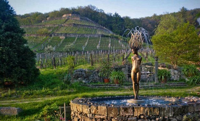 Фонтаны скульптора Malgorzata Chodakowska (фото 10)