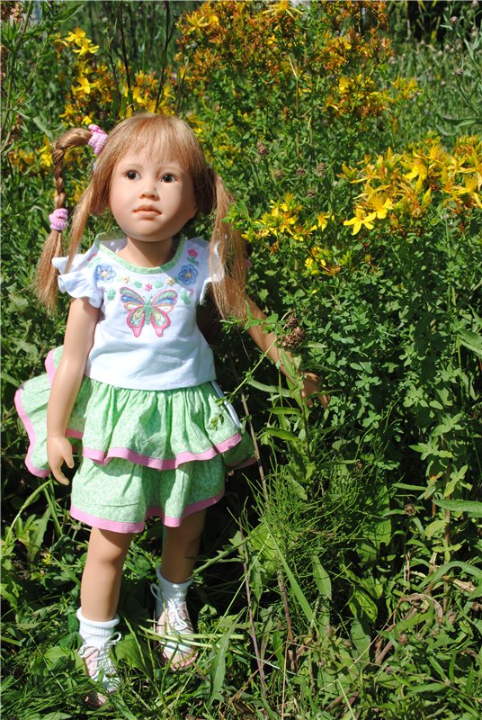 Летняя прогулка милой девочки Паулы Heidi Plusczok