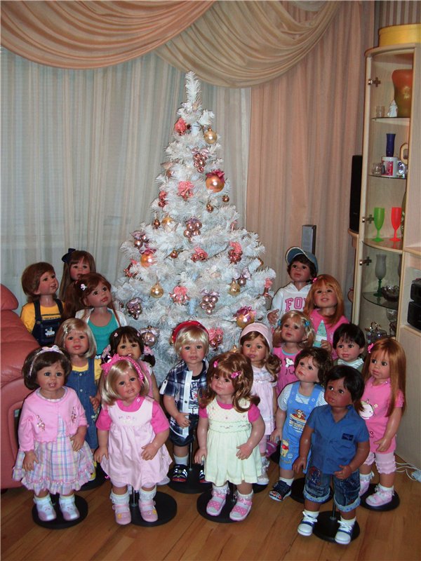 Как мужчины с куклами отмечали Новый Год | Бэйбики Как мужчины с куклами отмечали Новый Год