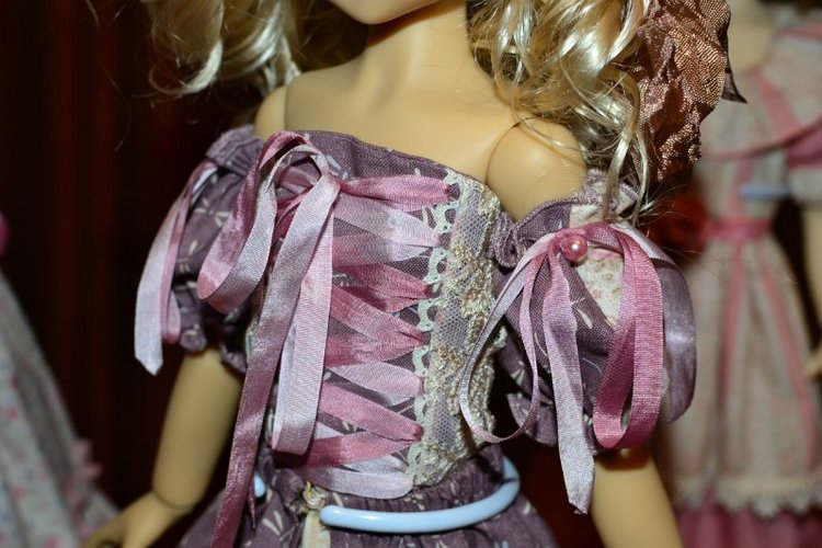 Платья для девчонок. Layla & Layla & Larissa Kaye Wiggs